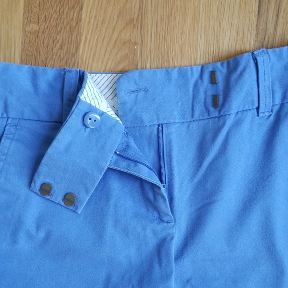 EUC, Pretty Blue Loft Shorts! - Picture 3 of 5